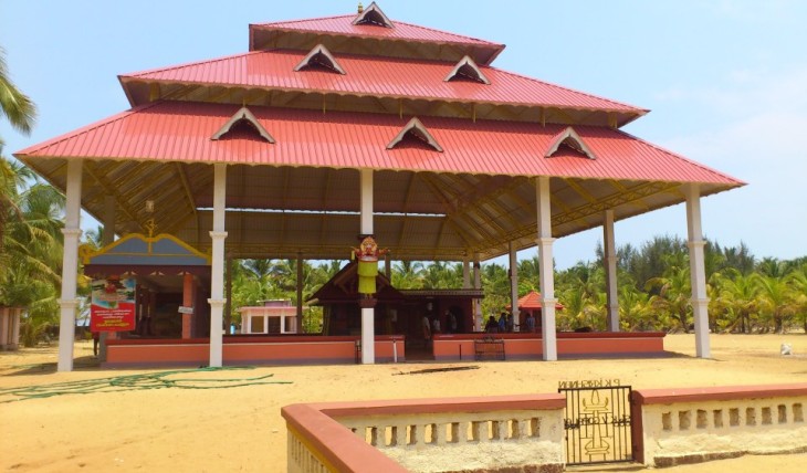 Mavilakkadappuram Oriyarakkavu Vishnumurthy Temple